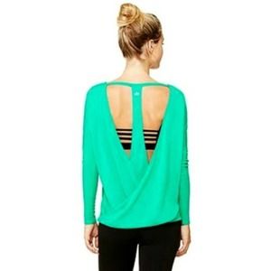 ALO Yoga Cinder Cutout T-Back Top Green Size Med